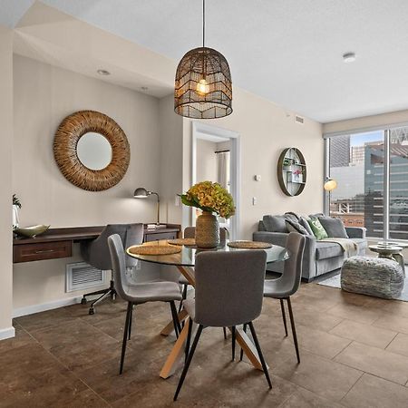 Globalstay Bmo Centre And Downtown Apartments YYC Exteriér fotografie