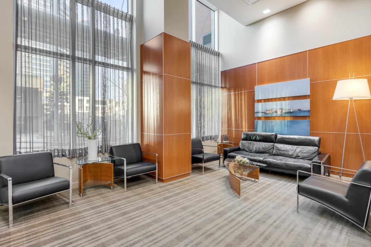 Globalstay Bmo Centre And Downtown Apartments YYC Exteriér fotografie