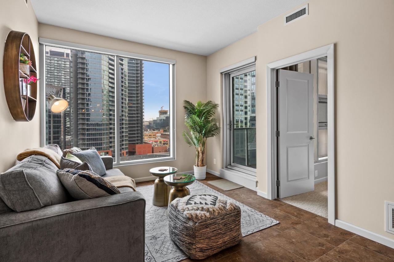 Globalstay Bmo Centre And Downtown Apartments YYC Exteriér fotografie